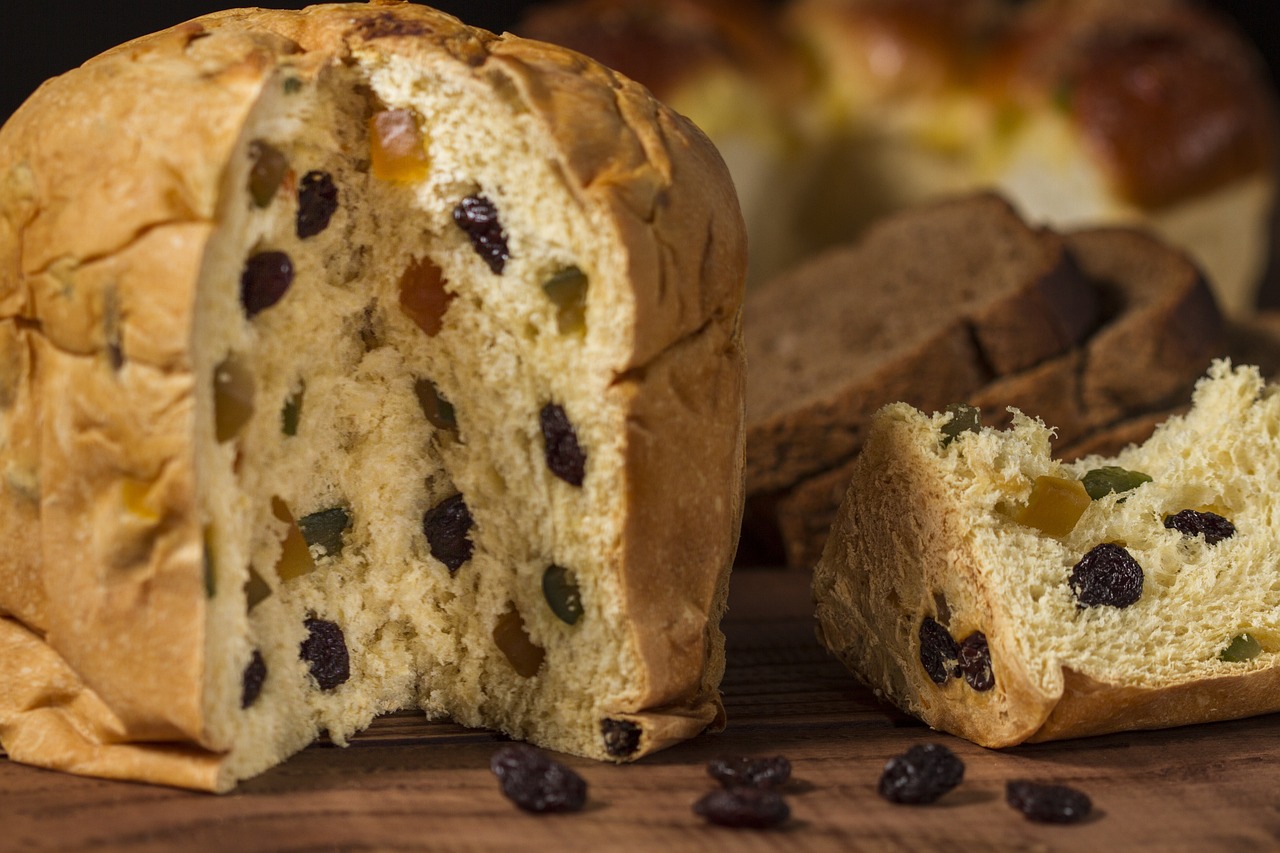 The Ultimate Guide to Italian Panettone